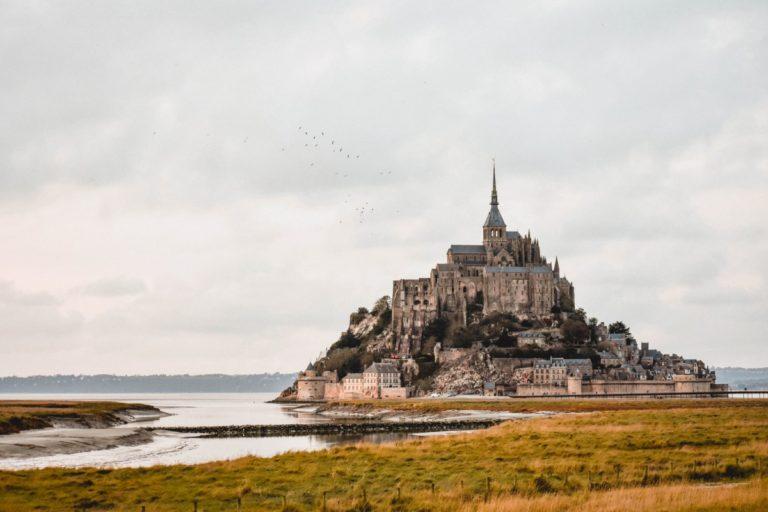 40 Famous Landmarks in France (100% worth a visit) - Kevmrc