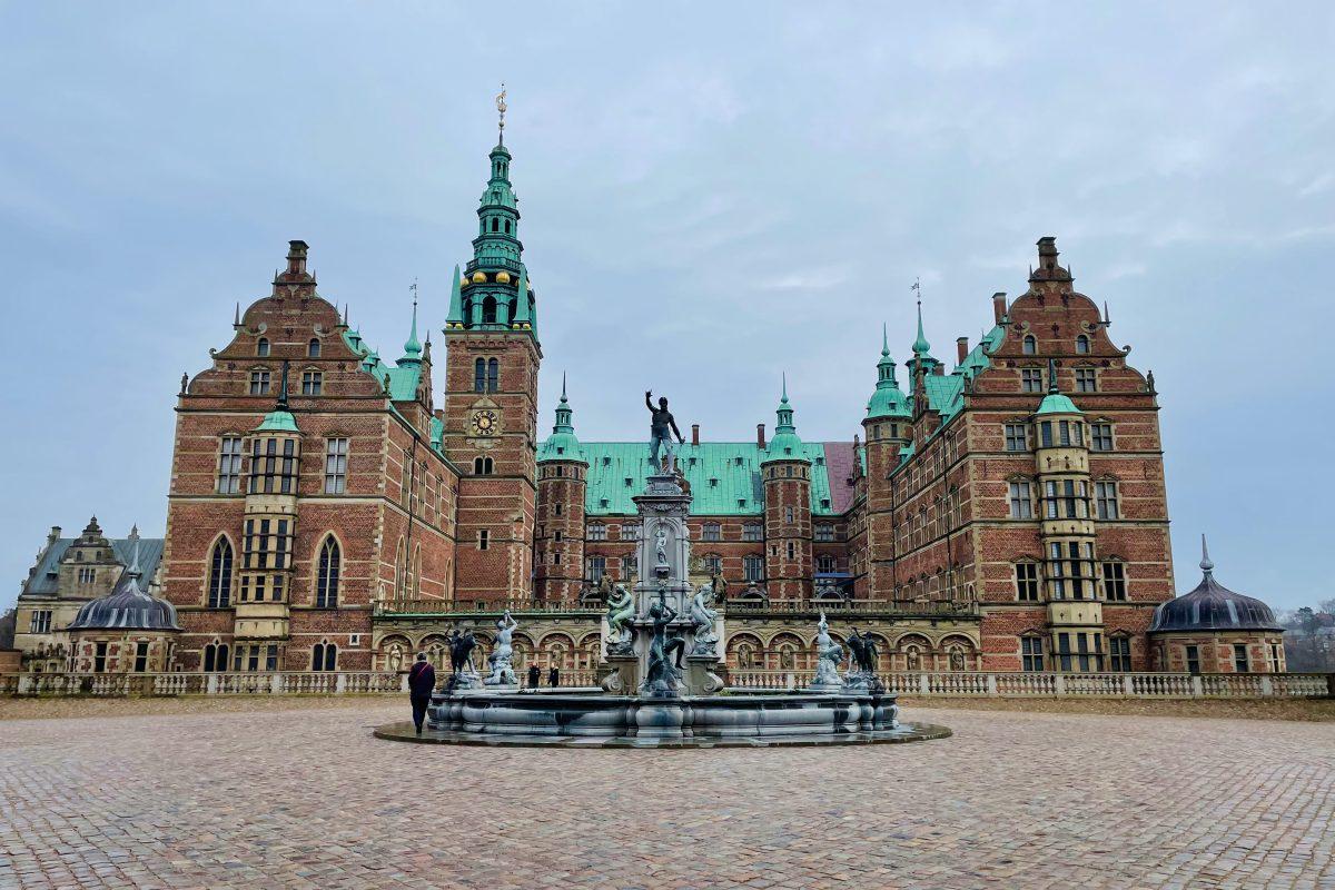 The Perfect Day Trip From Copenhagen to Frederiksborg Castle