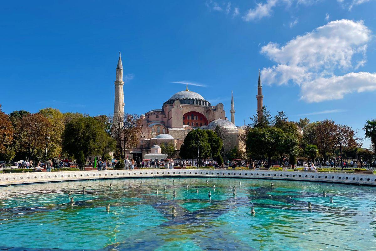 Where to Stay in Istanbul, Turkey – The 5 Best Areas!