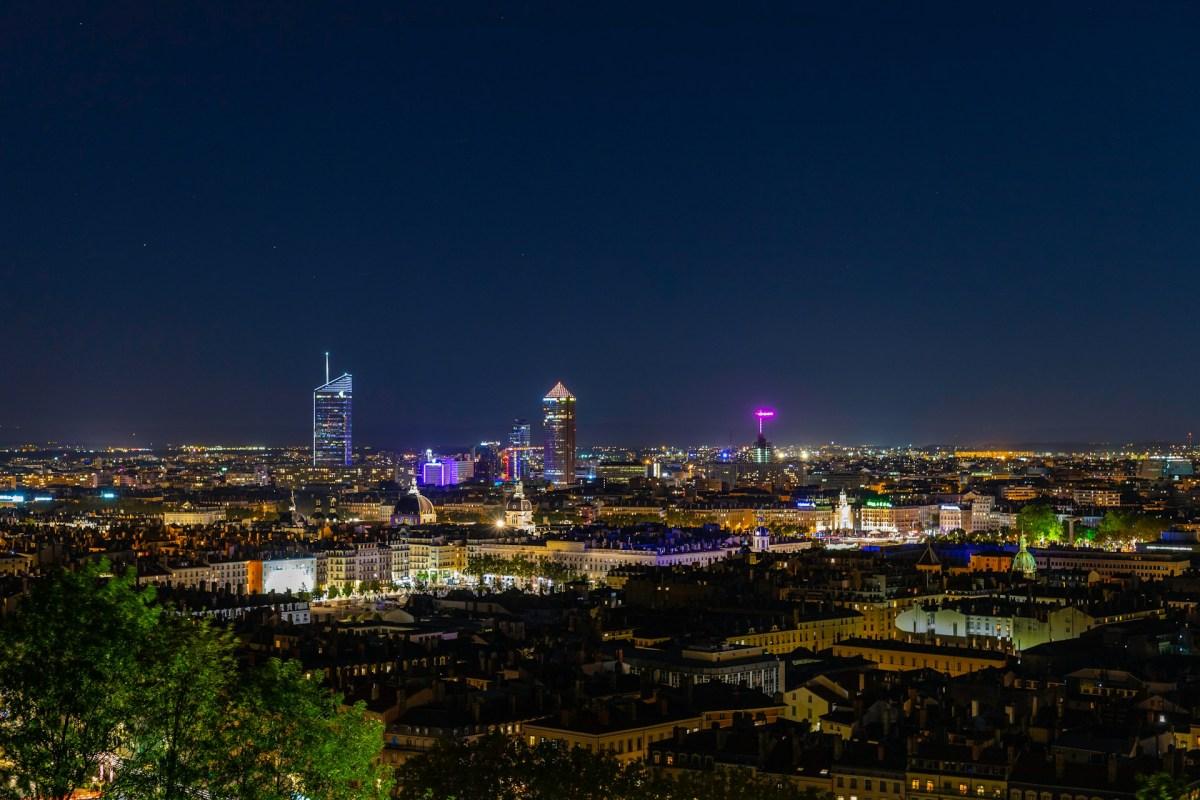 lyon by night