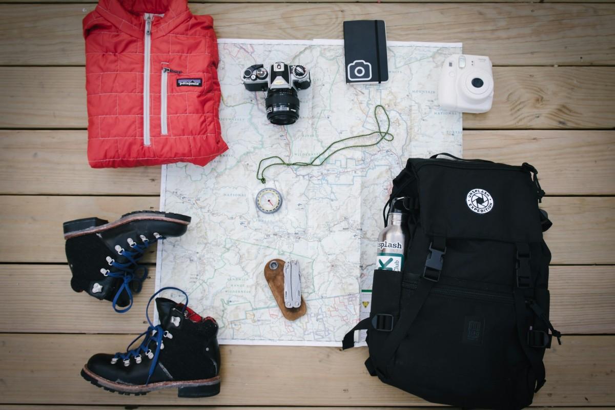 12 Smart Travel Gifts For the Wanderlusters in Your Life!