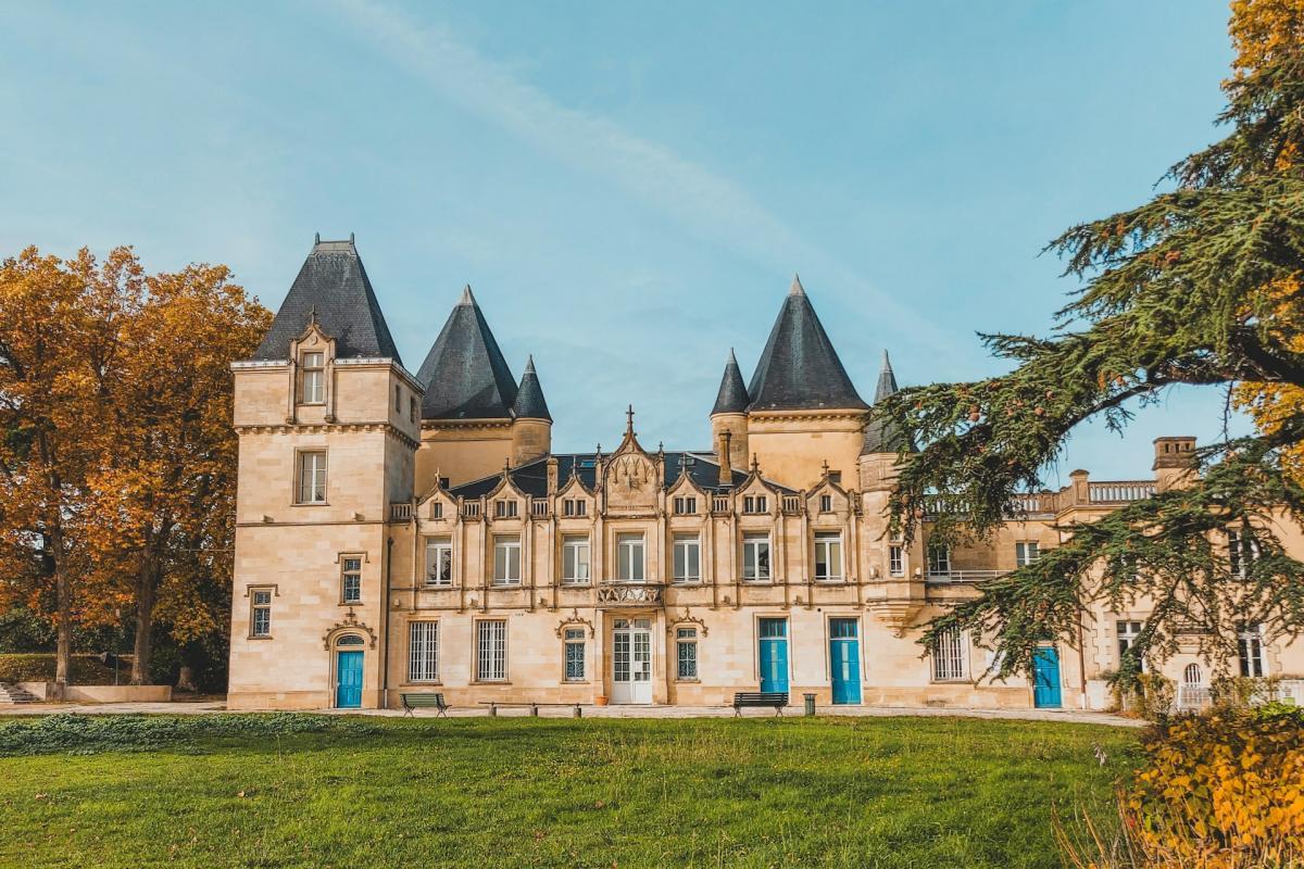 12 Best Chateaux in Bordeaux to Stay (with reviews!)