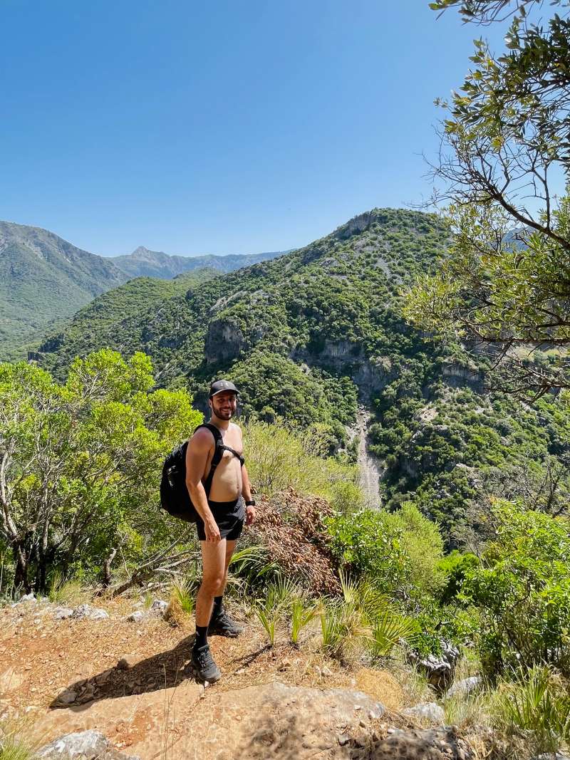 kevin on the trail of la garganta verde