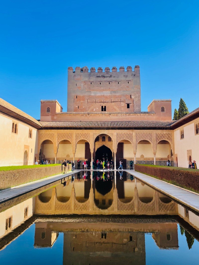 alhambra beautiful architecture