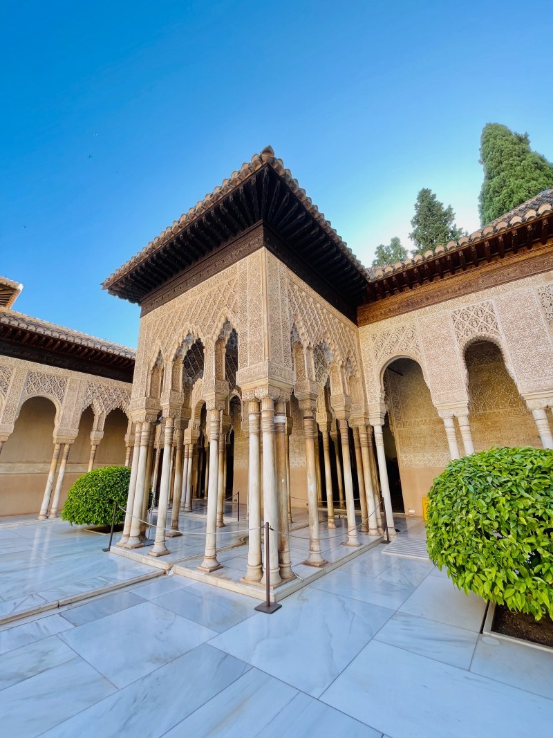 alhambra nasrid palaces