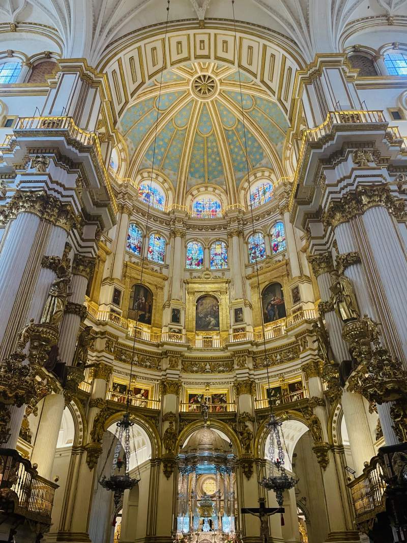 granada cathedral inside